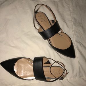 NEW: Banana Republic leather flats